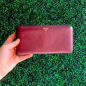 Fossil Zip Around Pebbled Leather Wallet